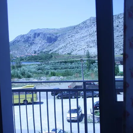 Hotell Sarda Deja's Ford
